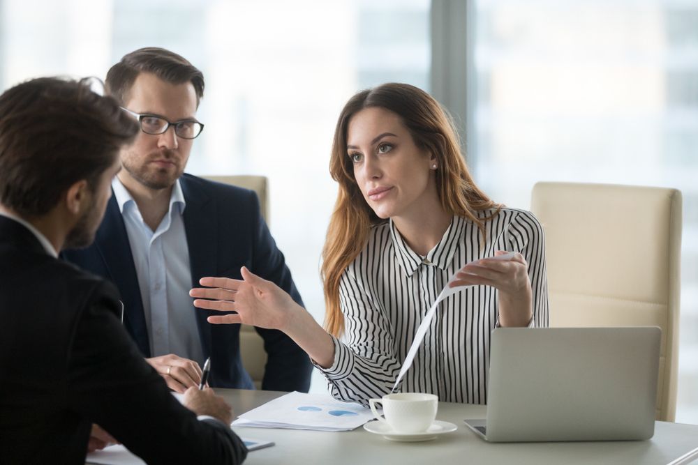 Dissatisfied,Executive,Manager,Having,Conflict,With,Employee,About,Financial,Report